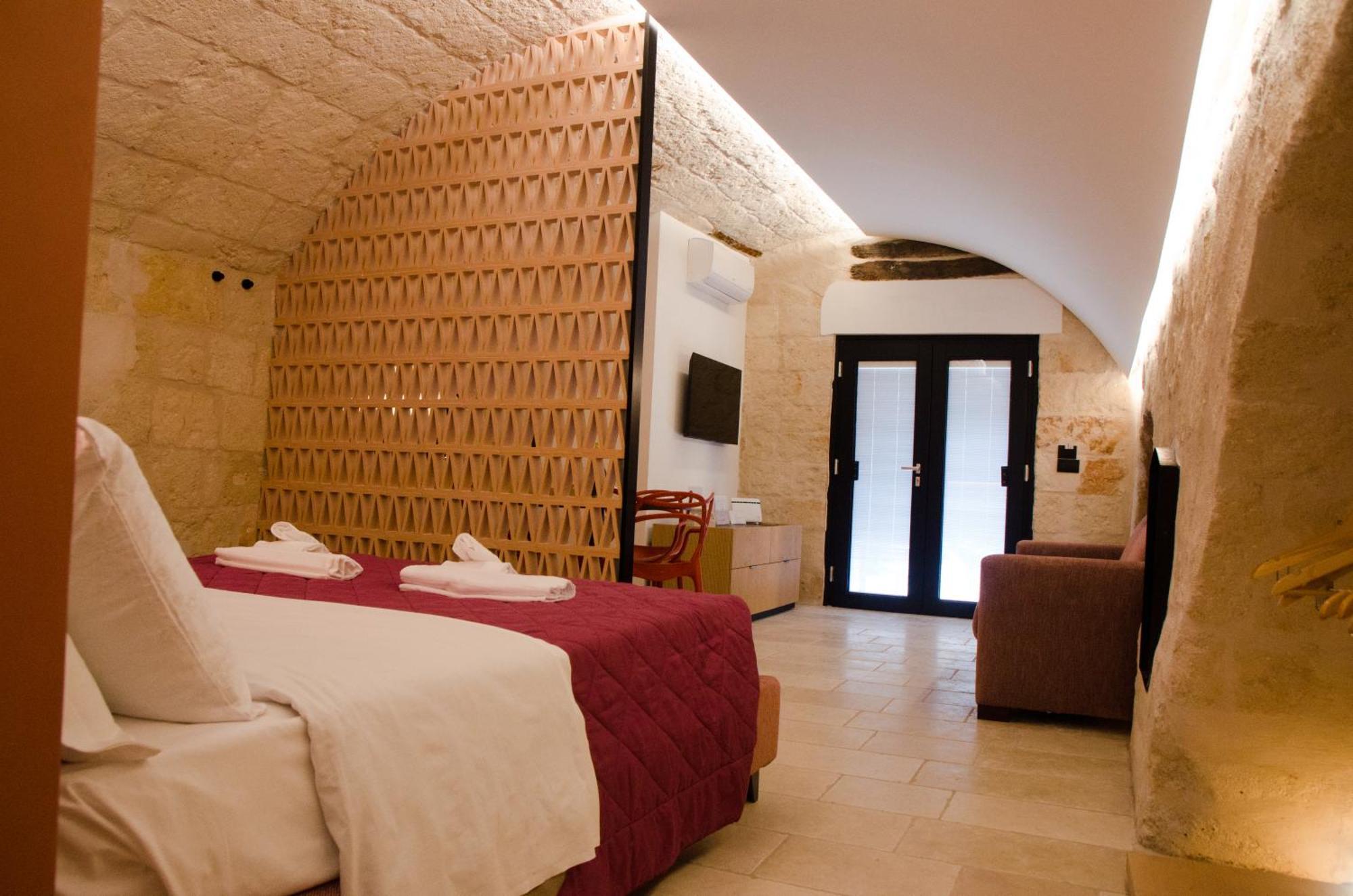 Suite Santa Caterina Монополи Екстериор снимка